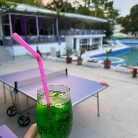 アパート парк-хотел рива