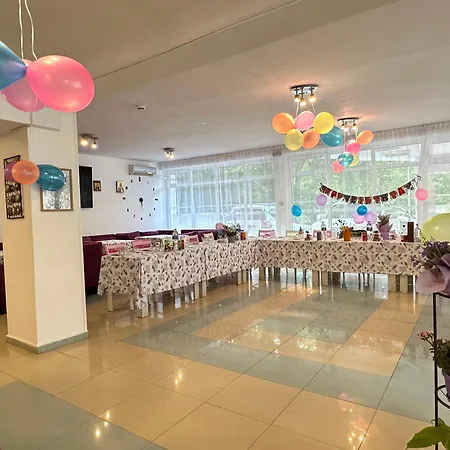 Apartament парк-хотел рива Złote Piaski