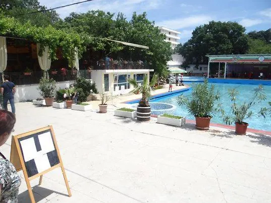 парк-хотел рива شقة