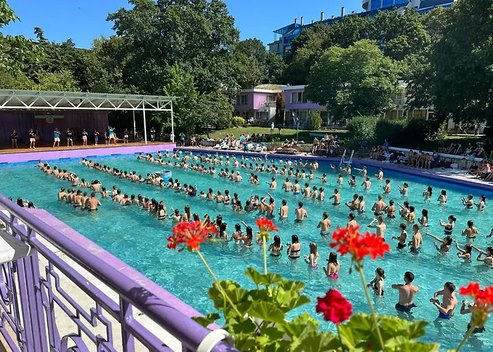 парк-хотел рива * غولدن ساندز