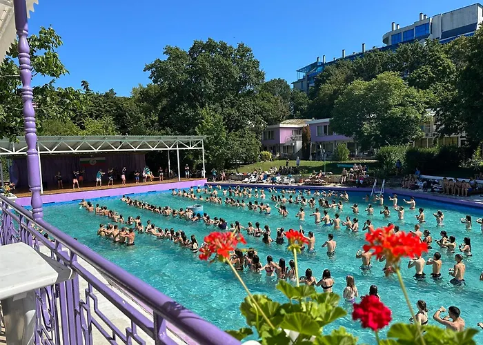 Lägenhet парк-хотел рива