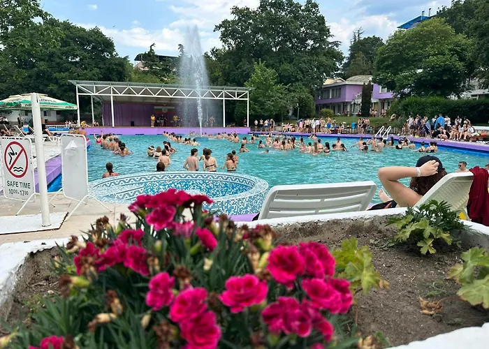 Lägenhet парк-хотел рива *